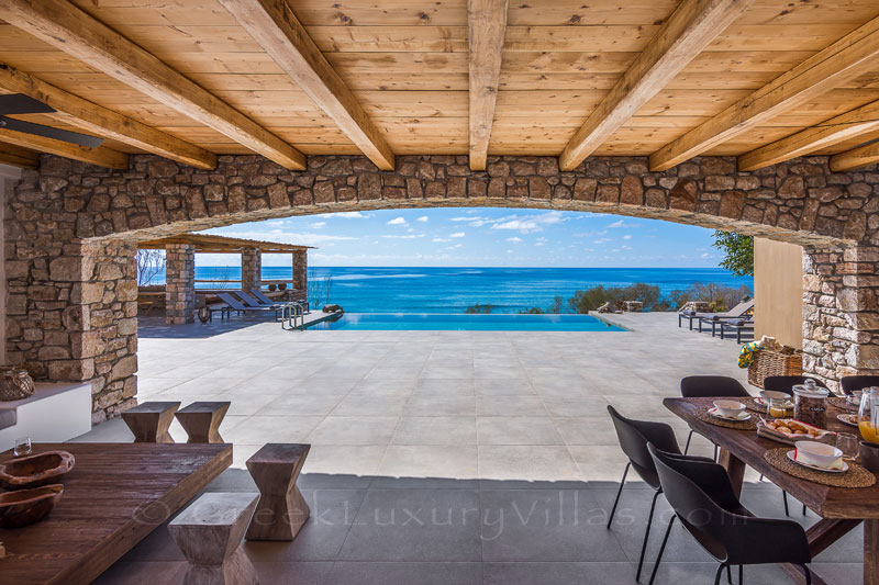 Big beachfront villa with pool