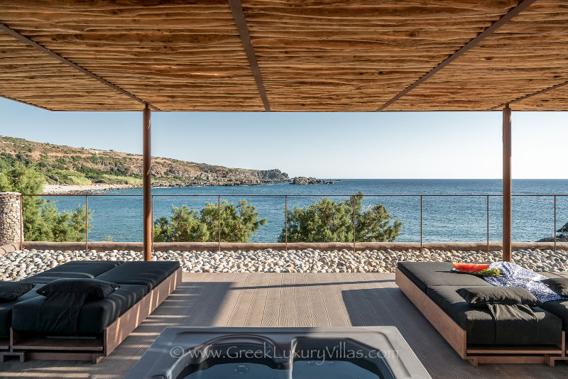 Rooftop Jacuzzi Ocean View Two Bedroom Beach House with Pool