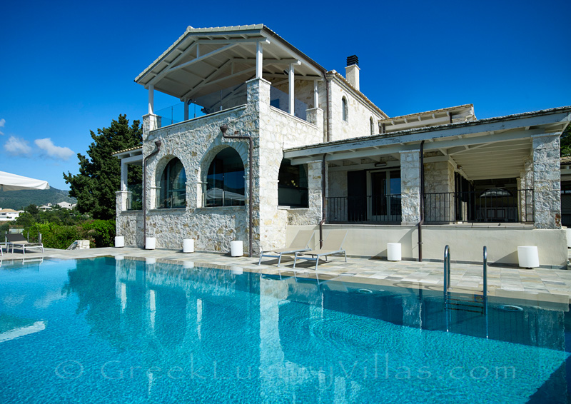 luxurious villa with large swimming pool