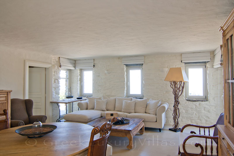 Guest suite of private villa in Kea