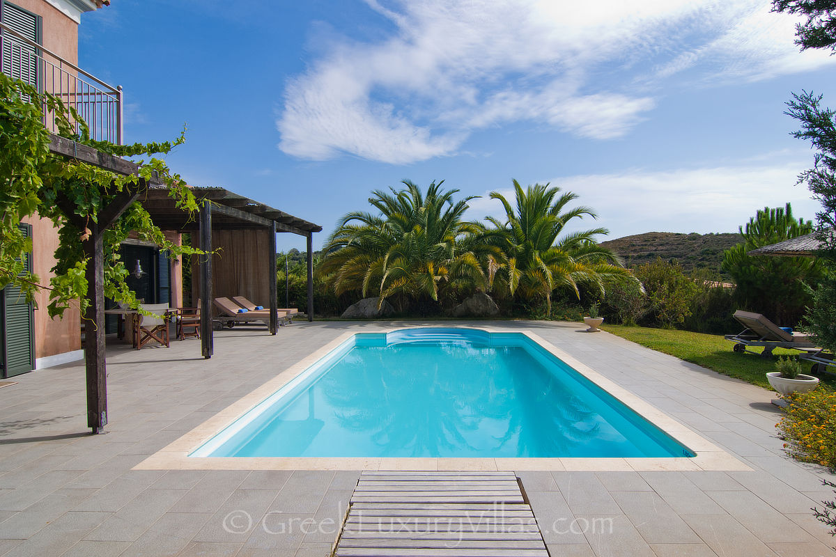 two bedroom villa with pool and garden