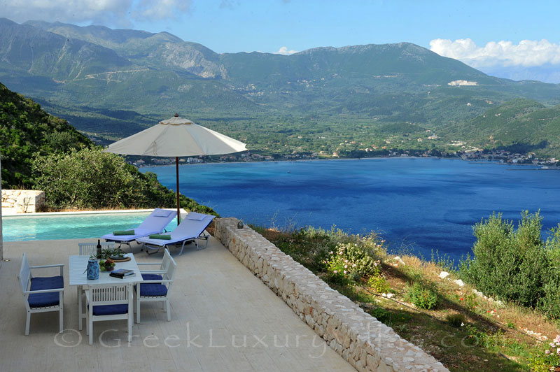 The luxury villa with a pool that sleeps six people and has great seaview in Lefkada