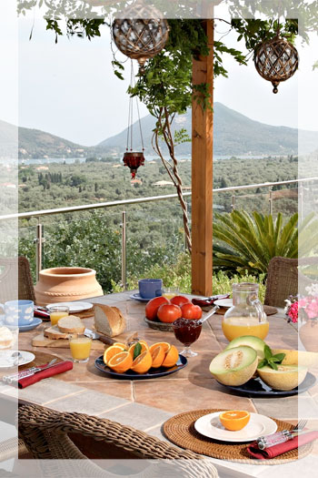 A luxurious villa with stunning view on Lefkas