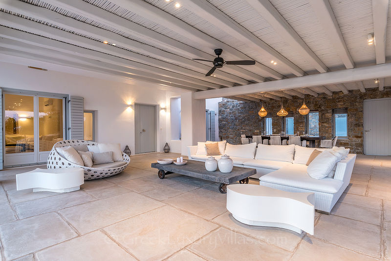 outdoor dinner at luxury villa in Mykonos Kalo Livadi Beach