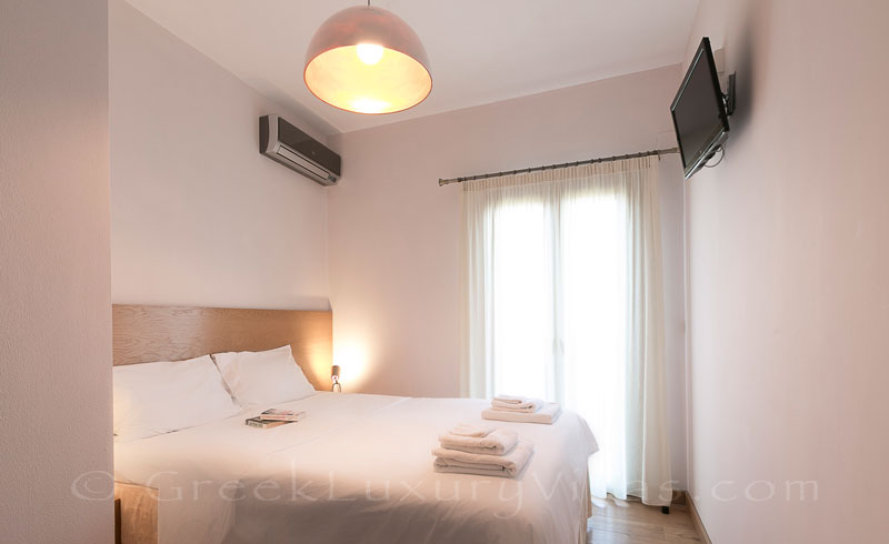 Skiathos luxurious villa with pool bedroom