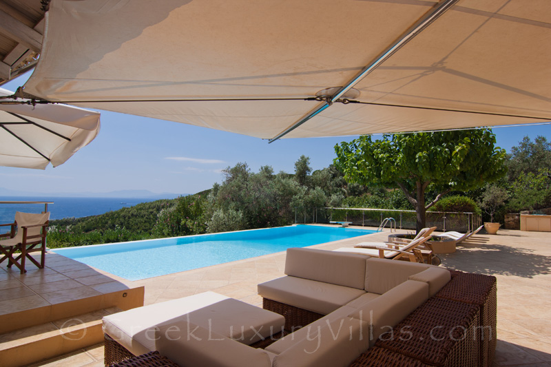 Infinity-Pool Luxusvilla mit Hubschrauberlandeplatz Skiathos