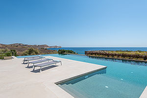 Modern Seafront Luxury Villa with Pool