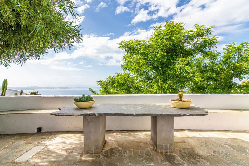 traditional villa for four on Tinos with amazing sea view